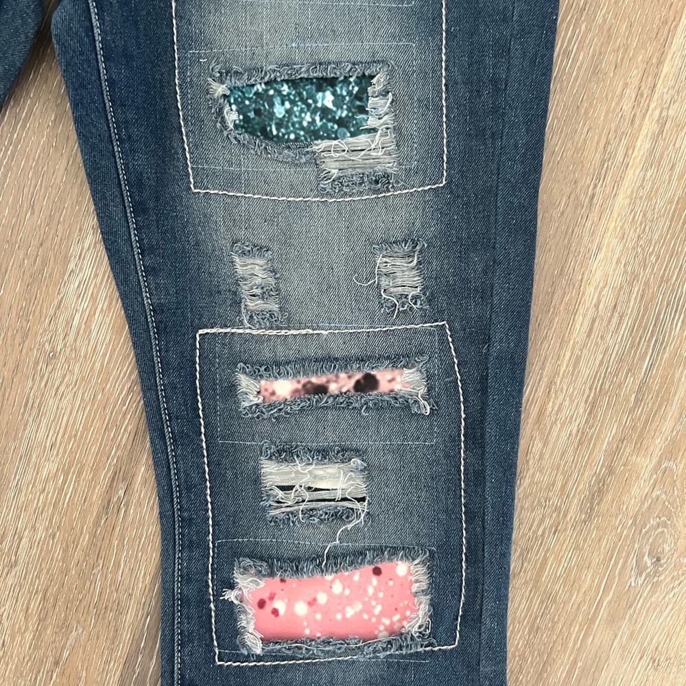 Capri/ankle/cropped jeans - women’s or juniors